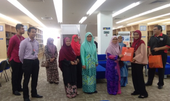 Lawatan penandaarasan ke Perpustakaan Universiti DRB-HICOM (DHU) 20 April 2018