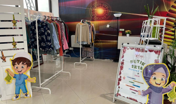 Jawatankuasa EKSA Perpustakaan Laksana Program ‘ Butik PGS Raya’