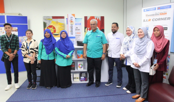 Majlis perasmian Serambi Ilmu Rakyat (S.I.R Corner) di Perpustakaan UMP Gambang