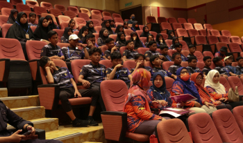 UMPSA Library - Lawatan Dari SMK Triang 3 Ke Perpustakaan UMPSA Pekan