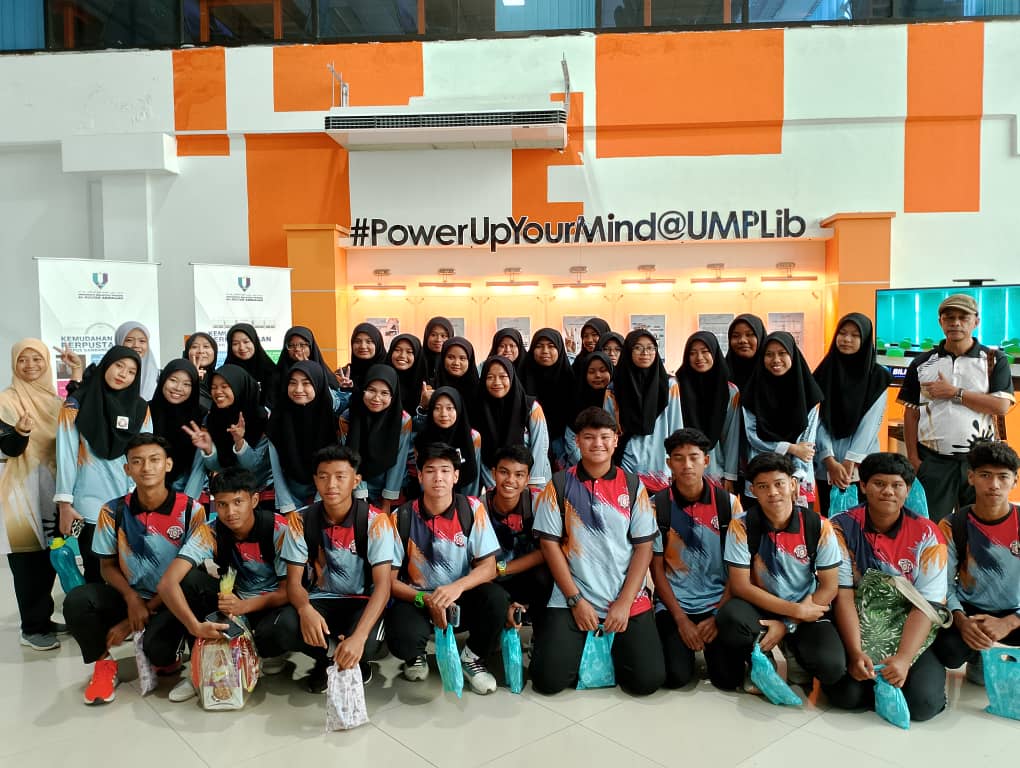 Tour@Library sempena Hari Terbuka UMPSA 2024 daripada pelajar SMK Mat Kilau, SMK Cedong Jaya & SMK Jengka Pusat